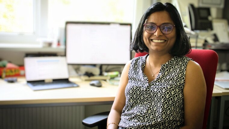 Dr. Jisha Chandroth Pannian at her desk.