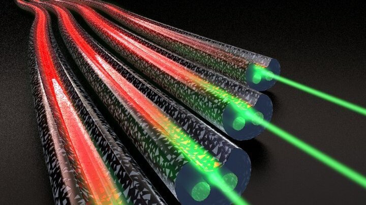 Optical fibers covered with 2D material.
